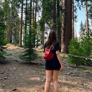 Meet your Posher, Katelyn
